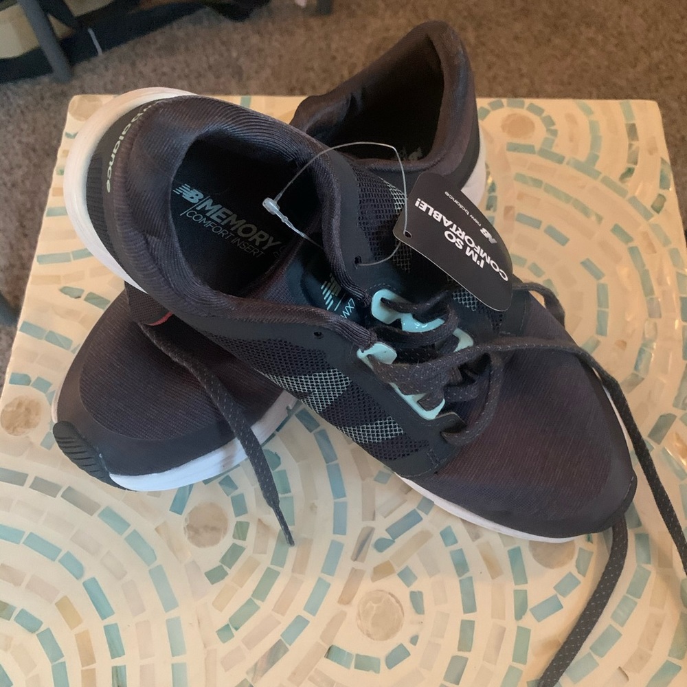 NWT - New Balance sneakers